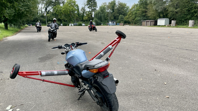 Motorradtraining
Schräglagentraining